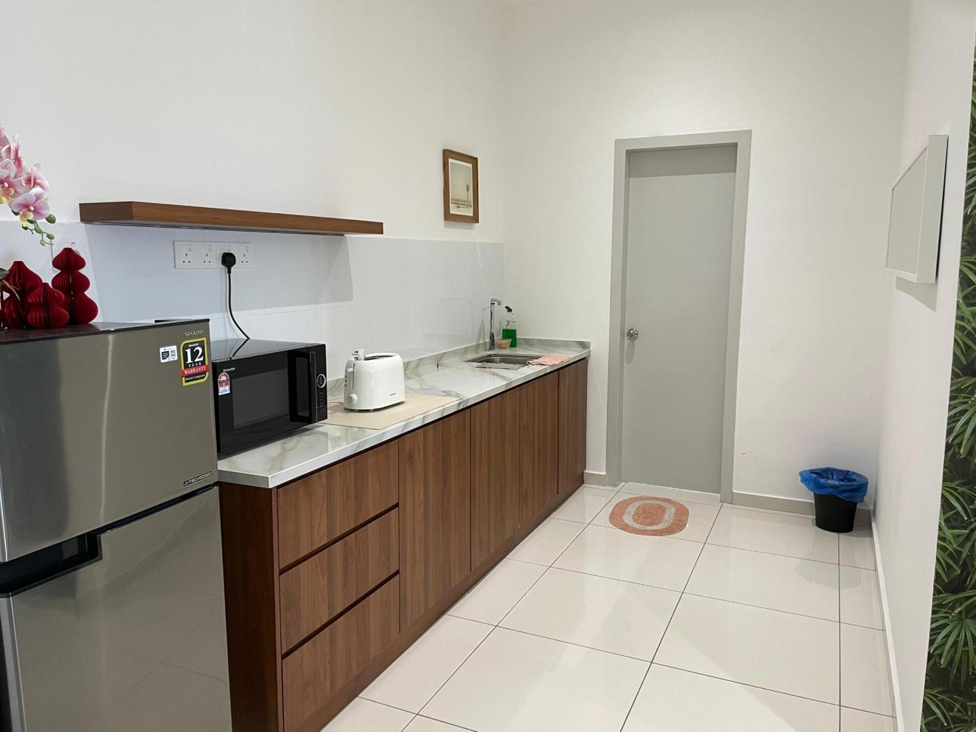 The Horizon 4br Aster -by Goswell Apartment