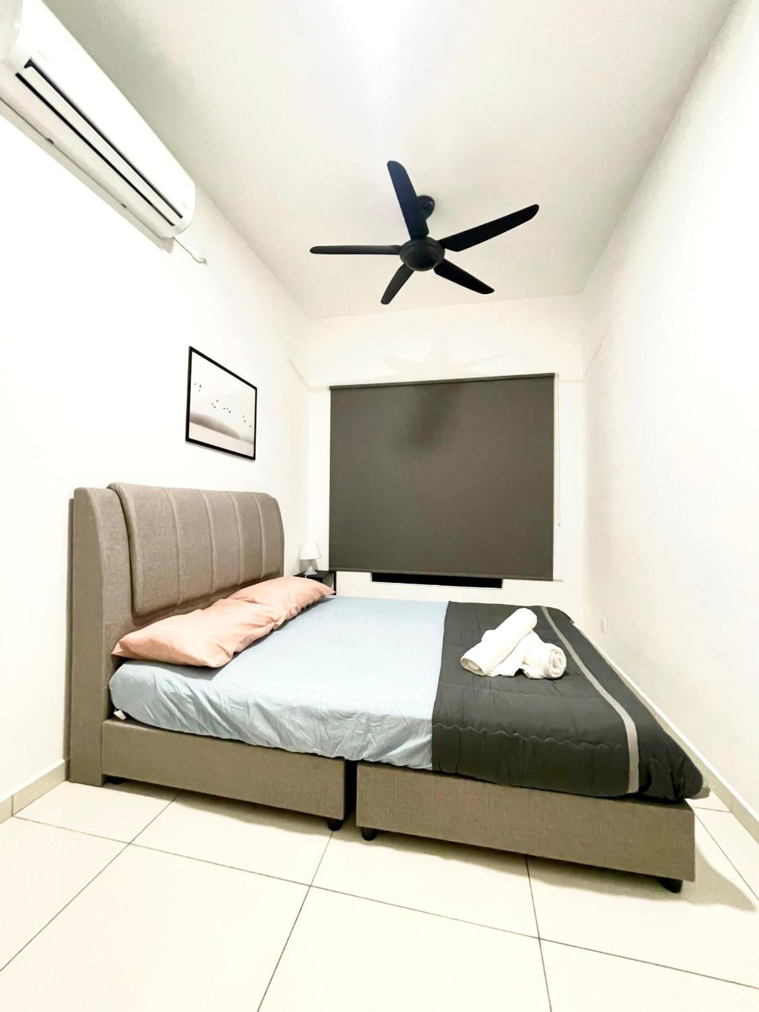 Apartment The Horizon 4br Aster -by Goswell